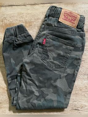 Levi’s Boys’ Sz 5 Reg Twill Camo Jogger Pant